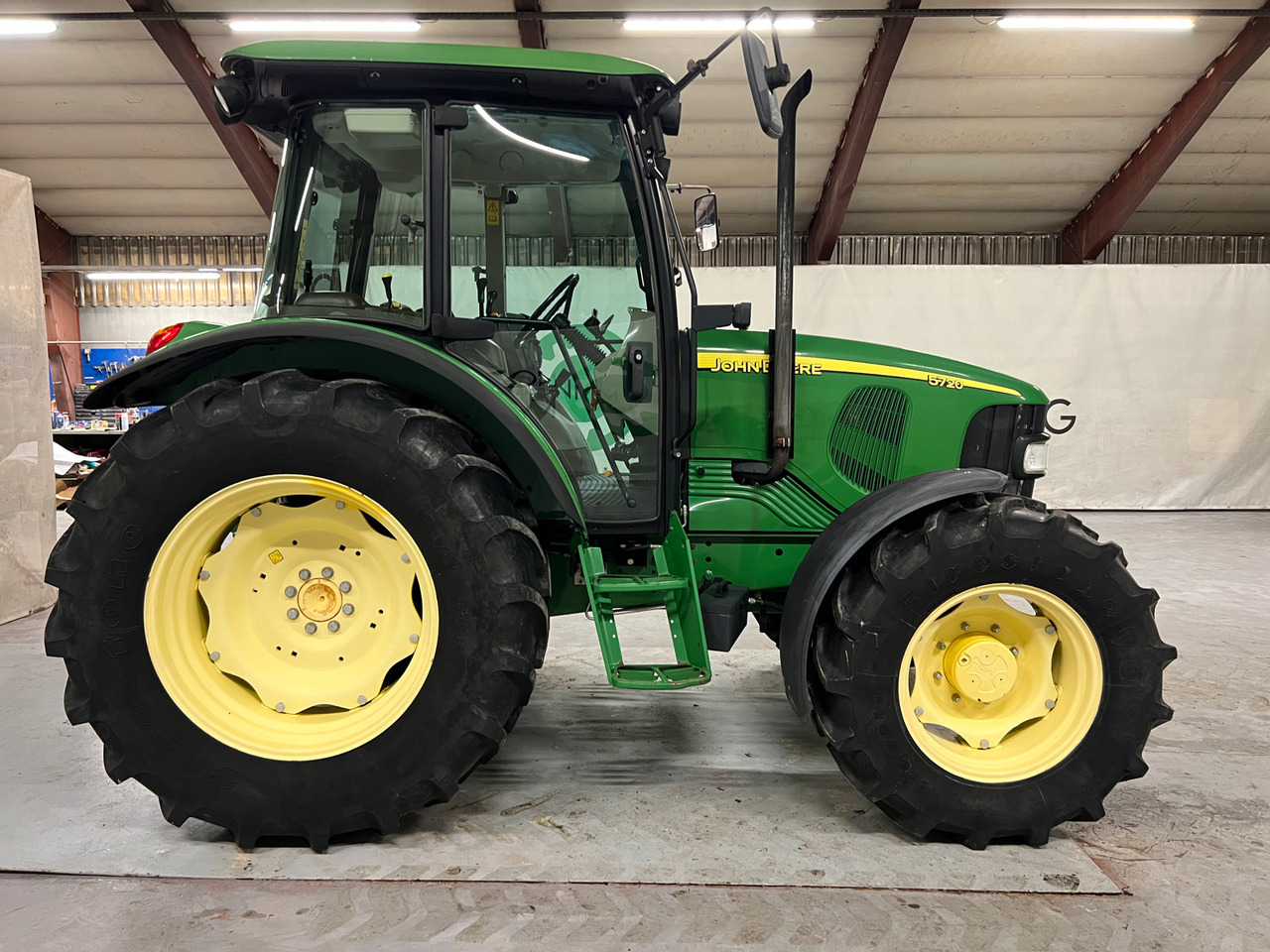 John Deere 5720 #KUN 1318 Timer# Kan selges med redusert mva# - Трактор: фото 5 John Deere 5720 #KUN 1318 Timer# Kan selges med redusert mva# - Трактор: фото 5