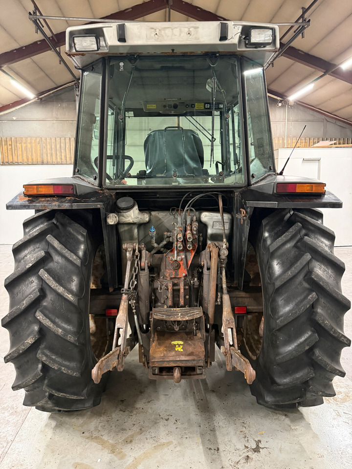 Massey Ferguson 3050 - Трактор: фото 4 Massey Ferguson 3050 - Трактор: фото 4