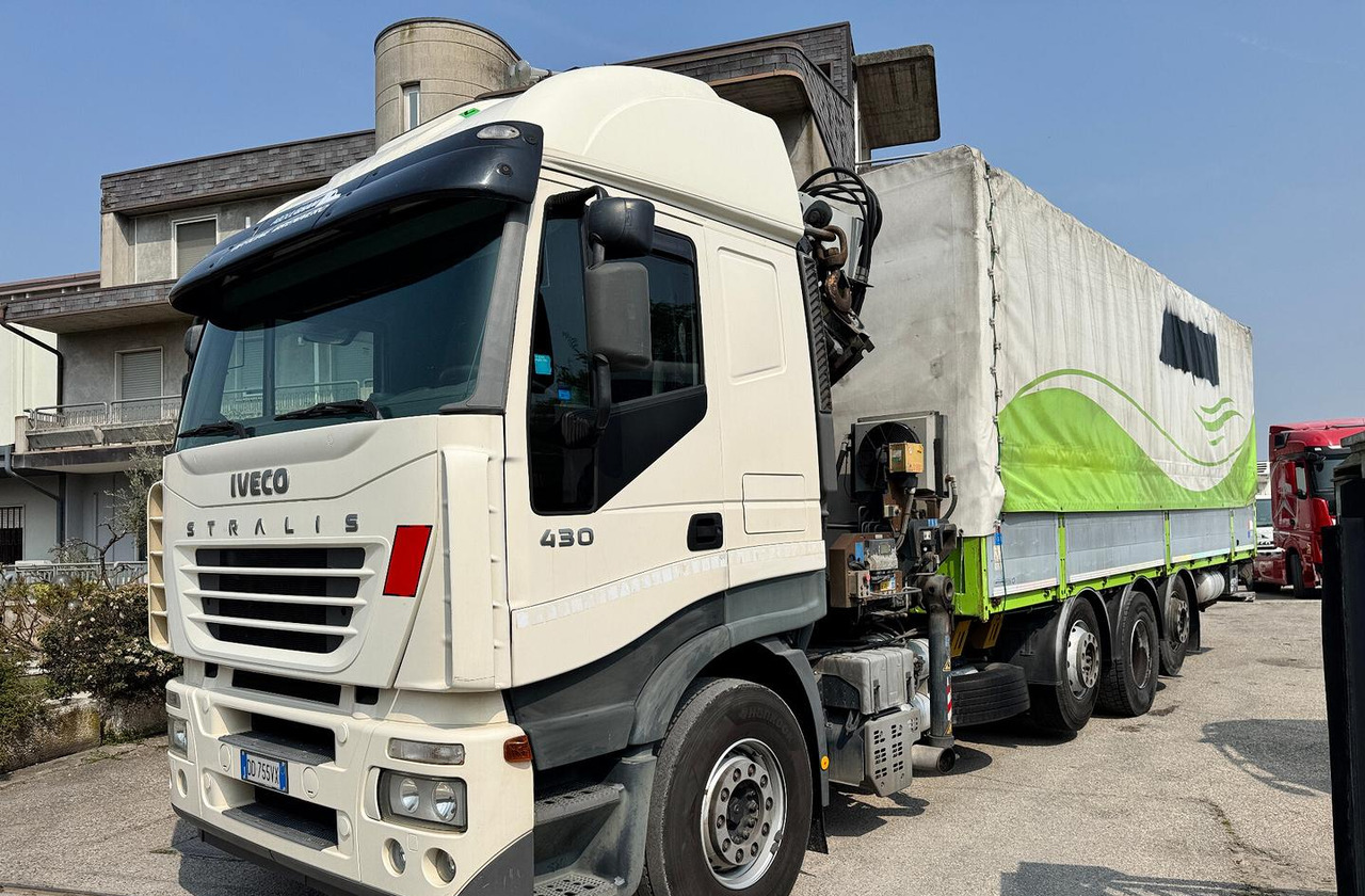IVECO 430 - 4 ASSI STRADALE CON GRU - Тентованный грузовик: фото 4 IVECO 430 - 4 ASSI STRADALE CON GRU - Тентованный грузовик: фото 4