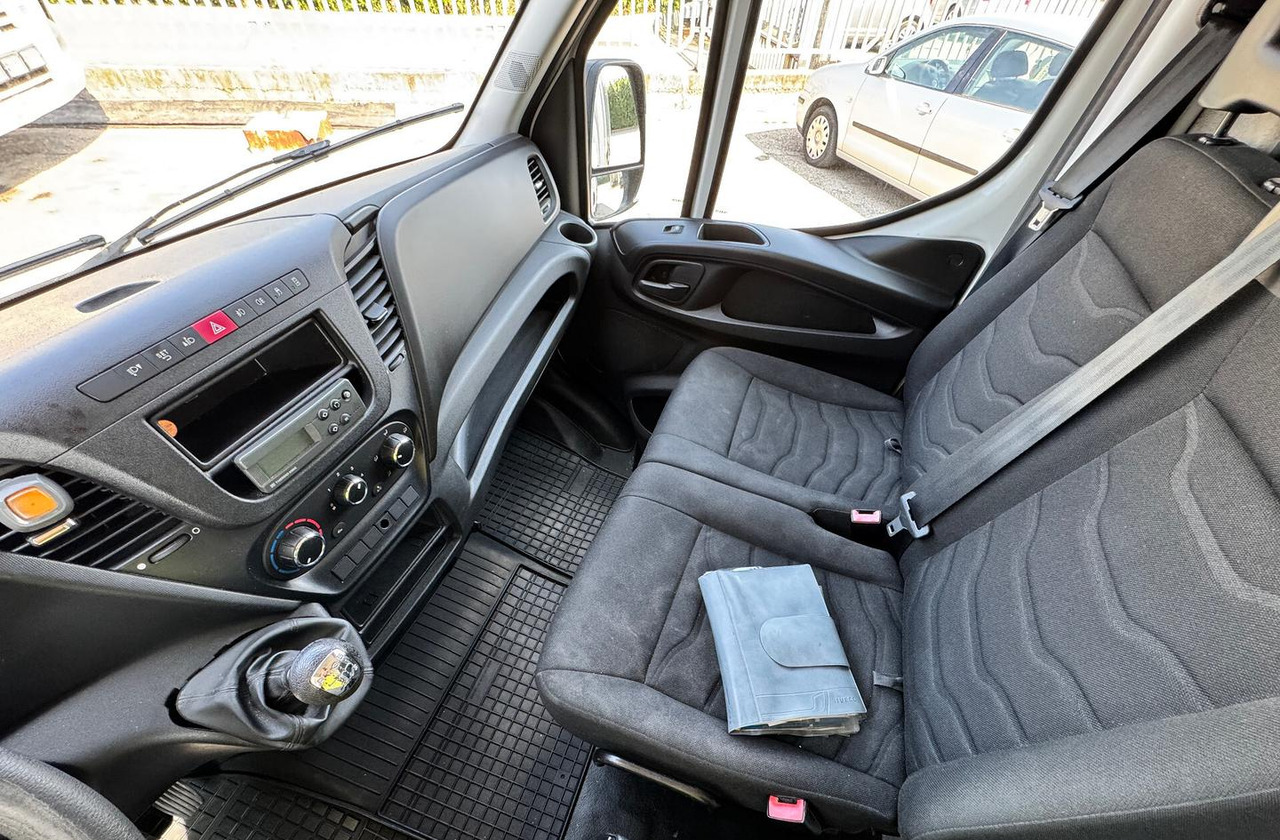 IVECO DAILY 35S15 - FRIGO FRC - PATENTE B - Фургон-рефрижератор: фото 5 IVECO DAILY 35S15 - FRIGO FRC - PATENTE B - Фургон-рефрижератор: фото 5