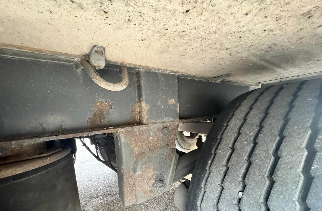 Полуприцеп-рефрижератор SEMIRIMORCHIO FRIGO CHEREAU: фото 9 Полуприцеп-рефрижератор SEMIRIMORCHIO FRIGO CHEREAU: фото 9