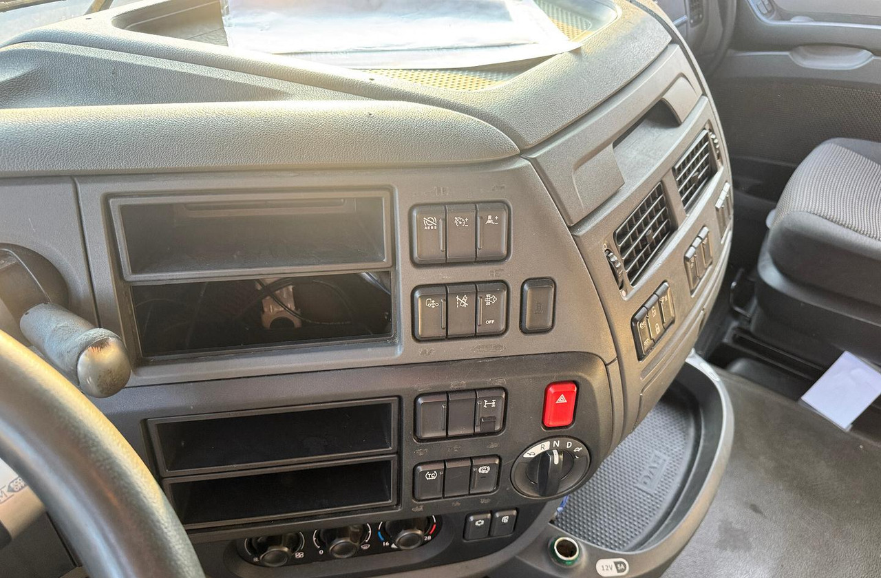 Тягач DAF XF 460 FT - 2017 - IMPIANTO RIBALTABILE: фото 14 Тягач DAF XF 460 FT - 2017 - IMPIANTO RIBALTABILE: фото 14