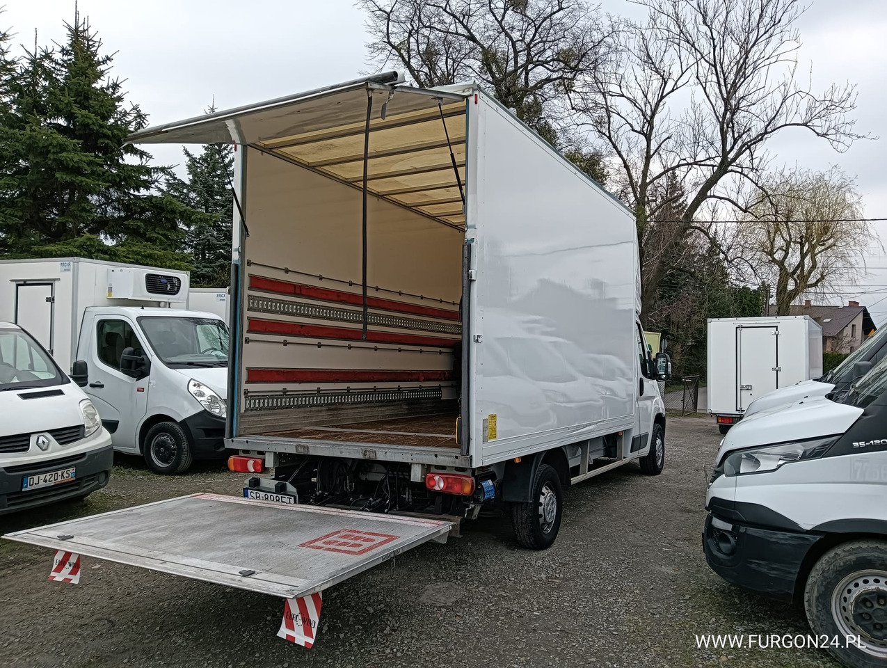 FIAT DUCATO KONTENER WINDA NR 742 - Фургон с закрытым кузовом: фото 4 FIAT DUCATO KONTENER WINDA NR 742 - Фургон с закрытым кузовом: фото 4