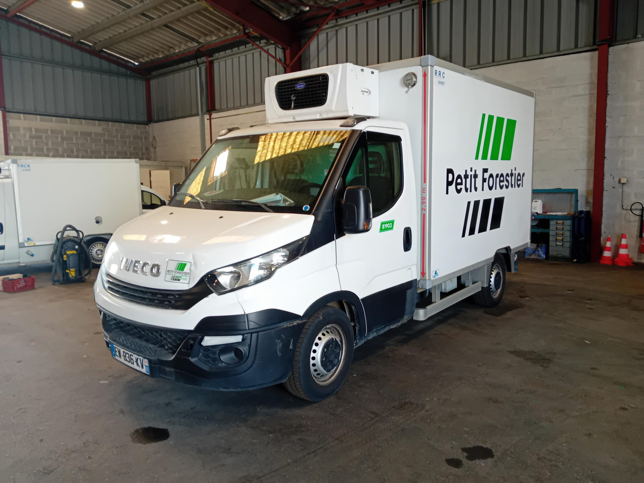 IVECO DAILY 35S12 KONTENER CHŁODNIA MROŹNIA NR 875 - Фургон-рефрижератор: фото 1 IVECO DAILY 35S12 KONTENER CHŁODNIA MROŹNIA NR 875 - Фургон-рефрижератор: фото 1