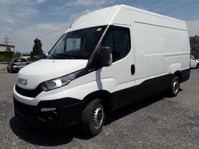 IVECO 35S15V - Цельнометаллический фургон: фото 1 IVECO 35S15V - Цельнометаллический фургон: фото 1