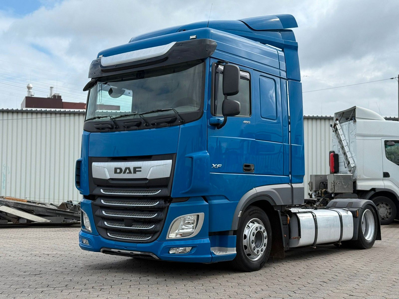 DAF XF 480 Low +Retarter+2xTank - Тягач: фото 1 DAF XF 480 Low +Retarter+2xTank - Тягач: фото 1