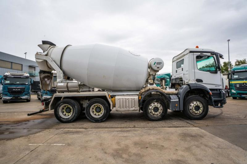 Mercedes AROCS 3240 + STETTER 9m3 - Автобетоносмеситель: фото 3 Mercedes AROCS 3240 + STETTER 9m3 - Автобетоносмеситель: фото 3