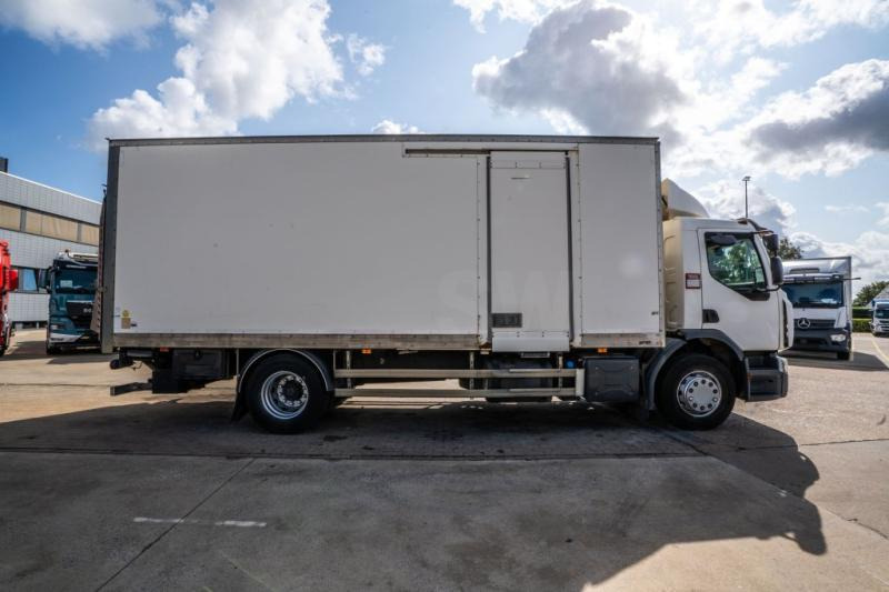 Renault D WIDE 320 DXI +DHOLLANDIA - Грузовик с закрытым кузовом: фото 3 Renault D WIDE 320 DXI +DHOLLANDIA - Грузовик с закрытым кузовом: фото 3