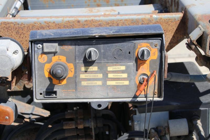 Грузовик-контейнеровоз/ Сменный кузов Renault PREMIUM 270 DCI - Problème moteur.: фото 7 Грузовик-контейнеровоз/ Сменный кузов Renault PREMIUM 270 DCI - Problème moteur.: фото 7