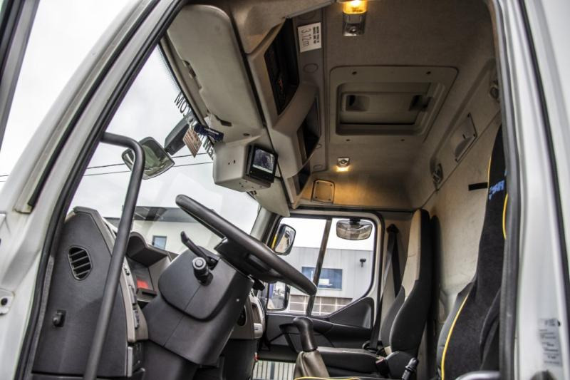 Renault PREMIUM 280 DXI + 13000L ( 4COMP. +SOURCE+DOME ) - Грузовик-цистерна: фото 5 Renault PREMIUM 280 DXI + 13000L ( 4COMP. +SOURCE+DOME ) - Грузовик-цистерна: фото 5