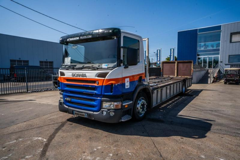 Scania P 270 (19T)- PORTE GAZ /10 PALETTES - Грузовик бортовой/ Платформа: фото 1 Scania P 270 (19T)- PORTE GAZ /10 PALETTES - Грузовик бортовой/ Платформа: фото 1