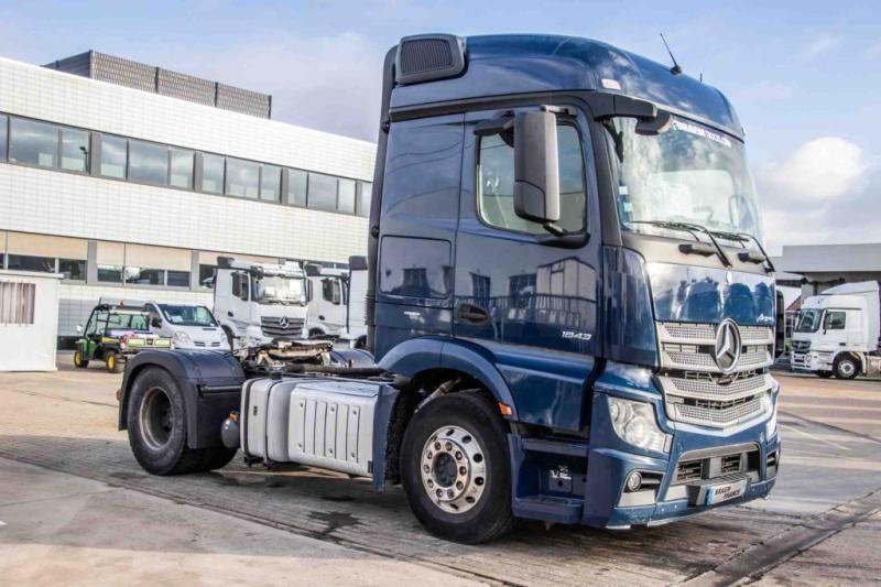 Mercedes ACTROS 1843 LS+E6+HYDRAULIQUE - Тягач: фото 2 Mercedes ACTROS 1843 LS+E6+HYDRAULIQUE - Тягач: фото 2