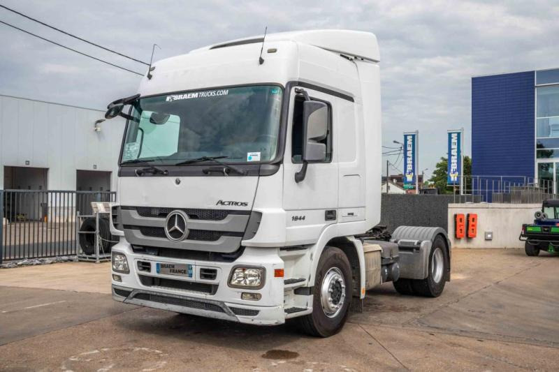 Mercedes ACTROS 1844 LS-MP3+E5+VOITH - Тягач: фото 1 Mercedes ACTROS 1844 LS-MP3+E5+VOITH - Тягач: фото 1