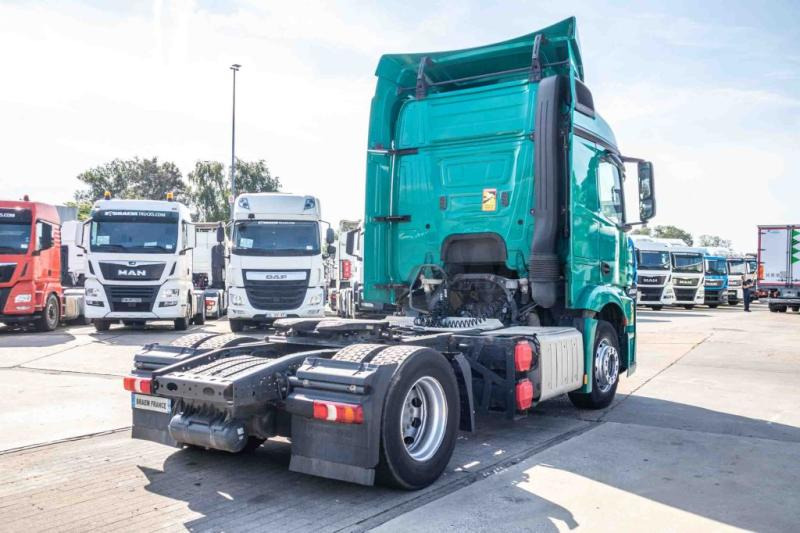Mercedes ACTROS 1845 LS - Тягач: фото 3 Mercedes ACTROS 1845 LS - Тягач: фото 3