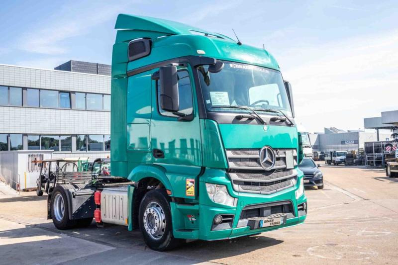 Mercedes ACTROS 1845 LS - Тягач: фото 2 Mercedes ACTROS 1845 LS - Тягач: фото 2