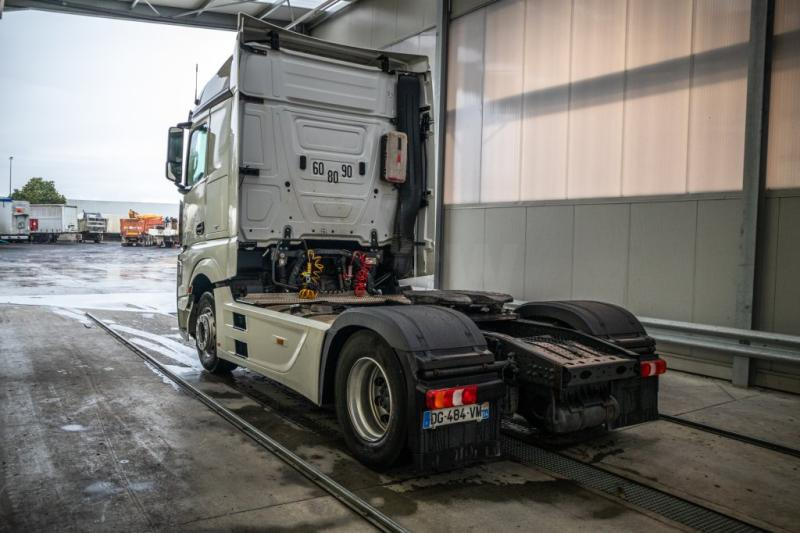 Mercedes ACTROS 1845LS+E6+VOITH - Тягач: фото 4 Mercedes ACTROS 1845LS+E6+VOITH - Тягач: фото 4