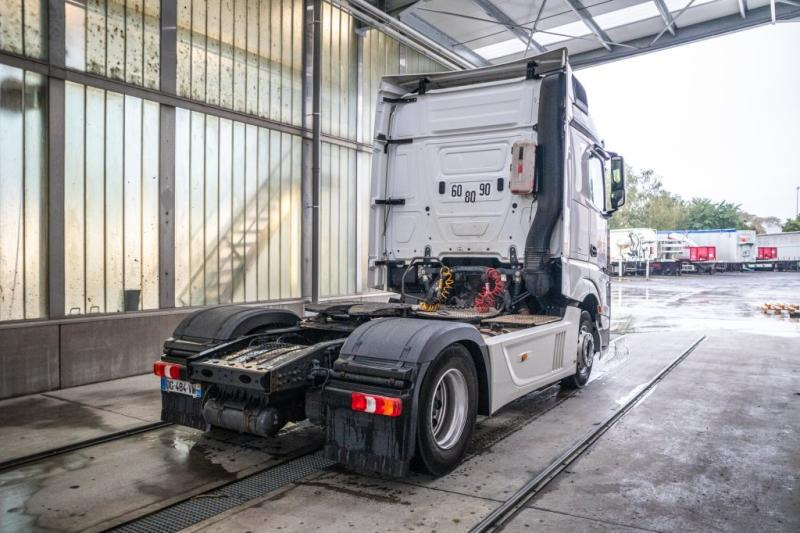 Mercedes ACTROS 1845LS+E6+VOITH - Тягач: фото 3 Mercedes ACTROS 1845LS+E6+VOITH - Тягач: фото 3