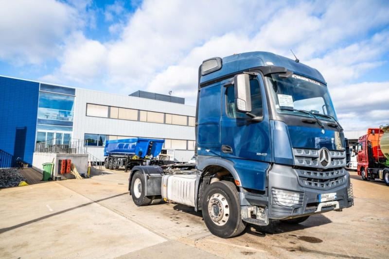 Mercedes AROCS 1843 LS ( NO ACTROS)+BIG AXLE +HYDR. - Тягач: фото 2 Mercedes AROCS 1843 LS ( NO ACTROS)+BIG AXLE +HYDR. - Тягач: фото 2