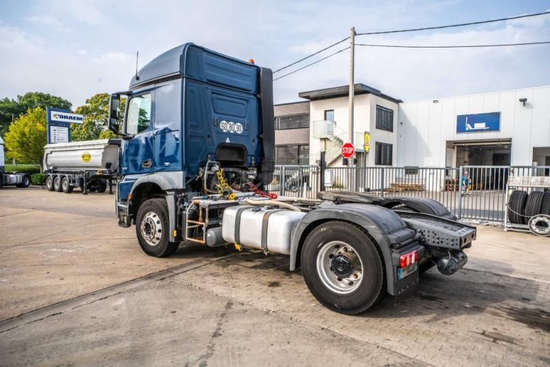 Mercedes AROCS 1843 LS ( NO ACTROS)+BIG AXLE +HYDR. - Тягач: фото 5 Mercedes AROCS 1843 LS ( NO ACTROS)+BIG AXLE +HYDR. - Тягач: фото 5