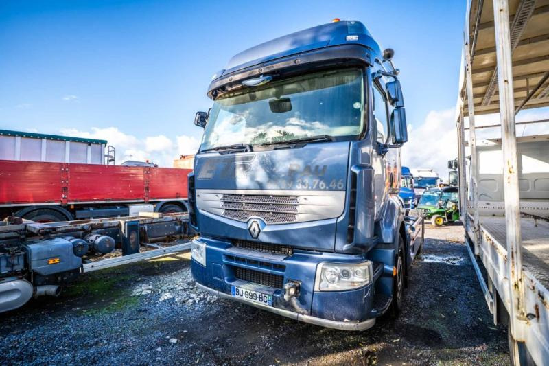 Renault PREMIUM 450 DXI+VOITH+ problème moteur - Тягач: фото 1 Renault PREMIUM 450 DXI+VOITH+ problème moteur - Тягач: фото 1