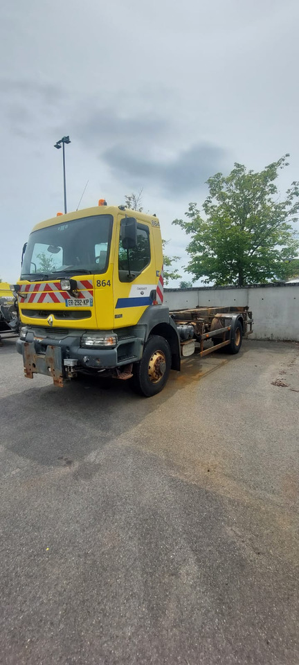 Самосвал RENAULT: фото 11 Самосвал RENAULT: фото 11