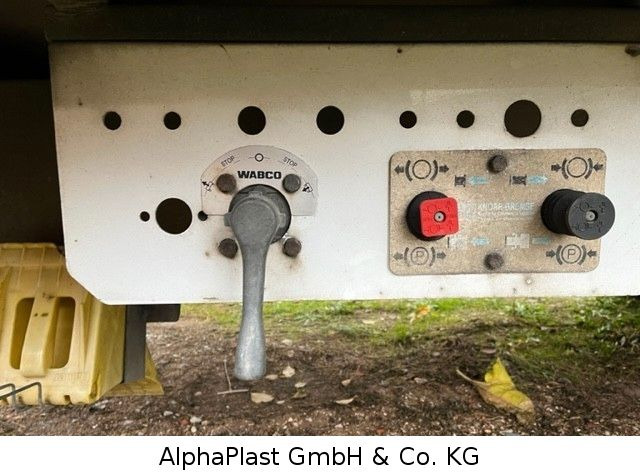 Krukenmeier Schiebeplane 1-Achs Hänger - Тентованный прицеп: фото 4 Krukenmeier Schiebeplane 1-Achs Hänger - Тентованный прицеп: фото 4