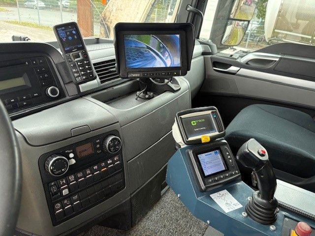 MAN 35.360 8x2 - Мусоровоз: фото 3 MAN 35.360 8x2 - Мусоровоз: фото 3