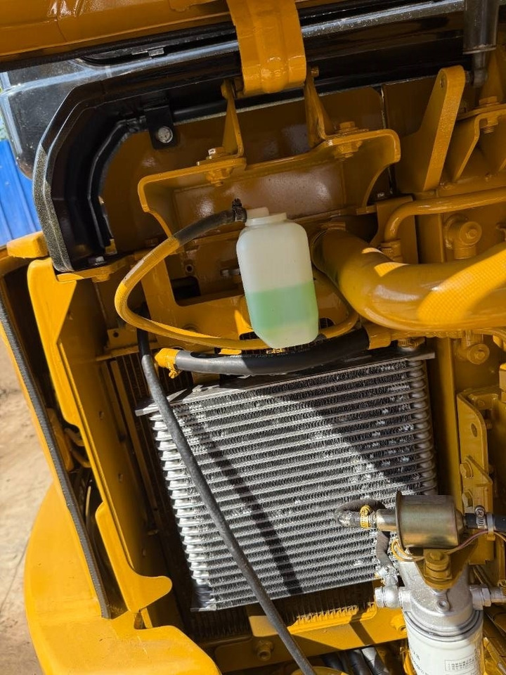 CAT 303.5E  - Мини-экскаватор: фото 3 CAT 303.5E  - Мини-экскаватор: фото 3