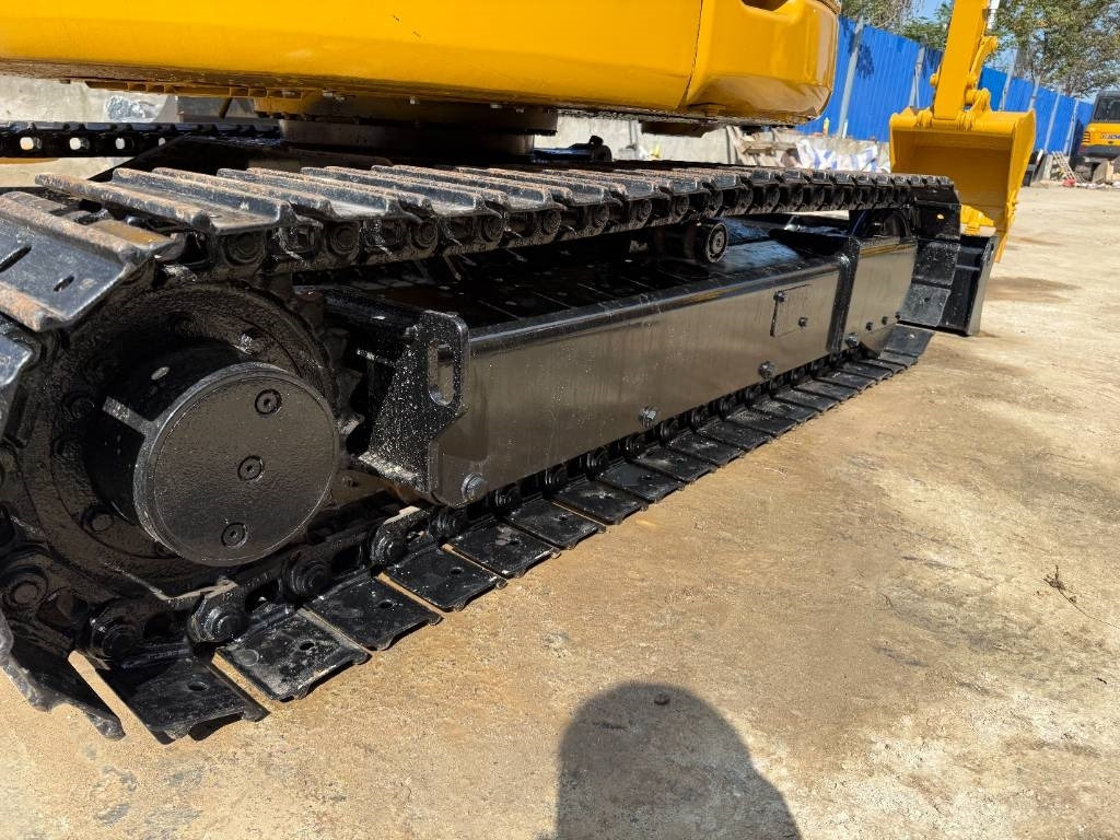 CAT 303.5E  - Мини-экскаватор: фото 2 CAT 303.5E  - Мини-экскаватор: фото 2