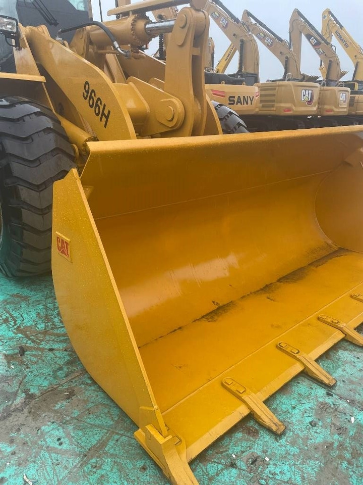 CAT 966 H - Колёсный погрузчик: фото 2 CAT 966 H - Колёсный погрузчик: фото 2