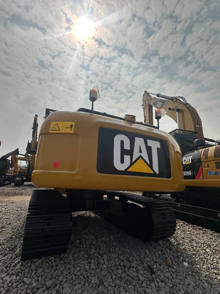 CAT CAT320D2 - Гусеничный экскаватор: фото 4 CAT CAT320D2 - Гусеничный экскаватор: фото 4