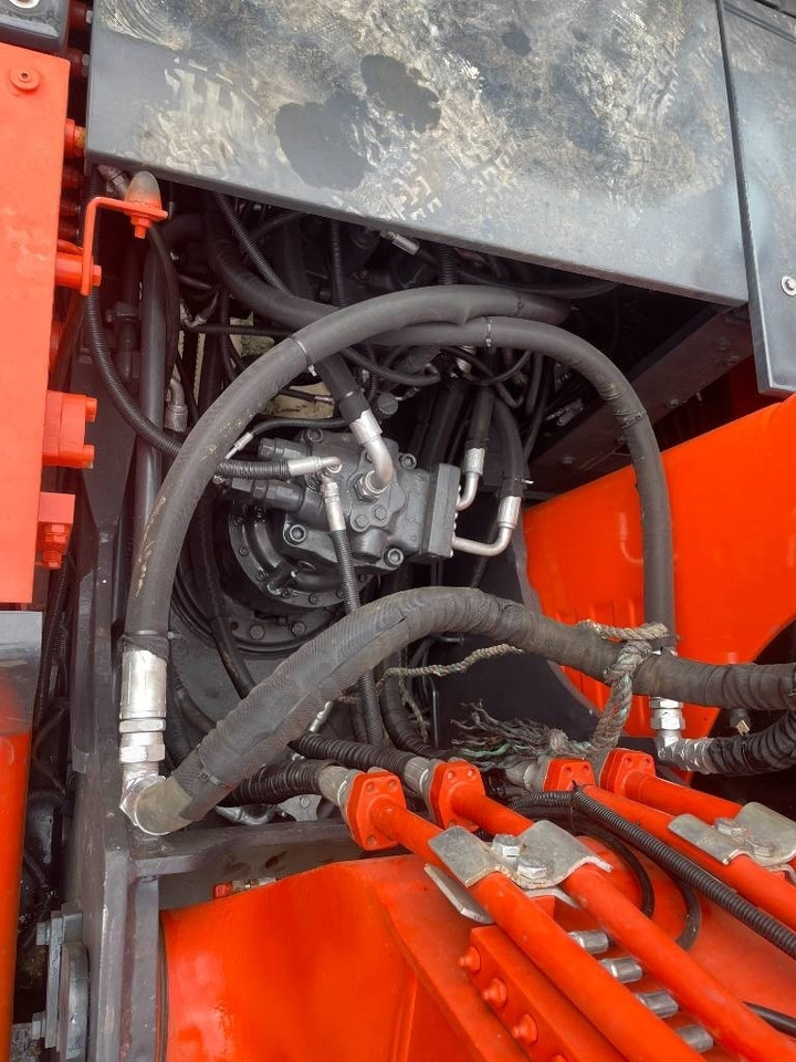 Doosan DX 225 LCA - Гусеничный экскаватор: фото 3 Doosan DX 225 LCA - Гусеничный экскаватор: фото 3