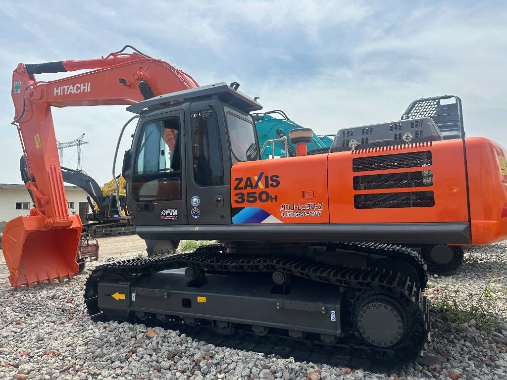 Hitachi ZX 350 - Гусеничный экскаватор: фото 2 Hitachi ZX 350 - Гусеничный экскаватор: фото 2