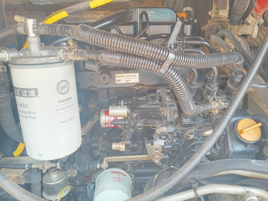 Hitachi ZX 55 - Гусеничный экскаватор: фото 3 Hitachi ZX 55 - Гусеничный экскаватор: фото 3