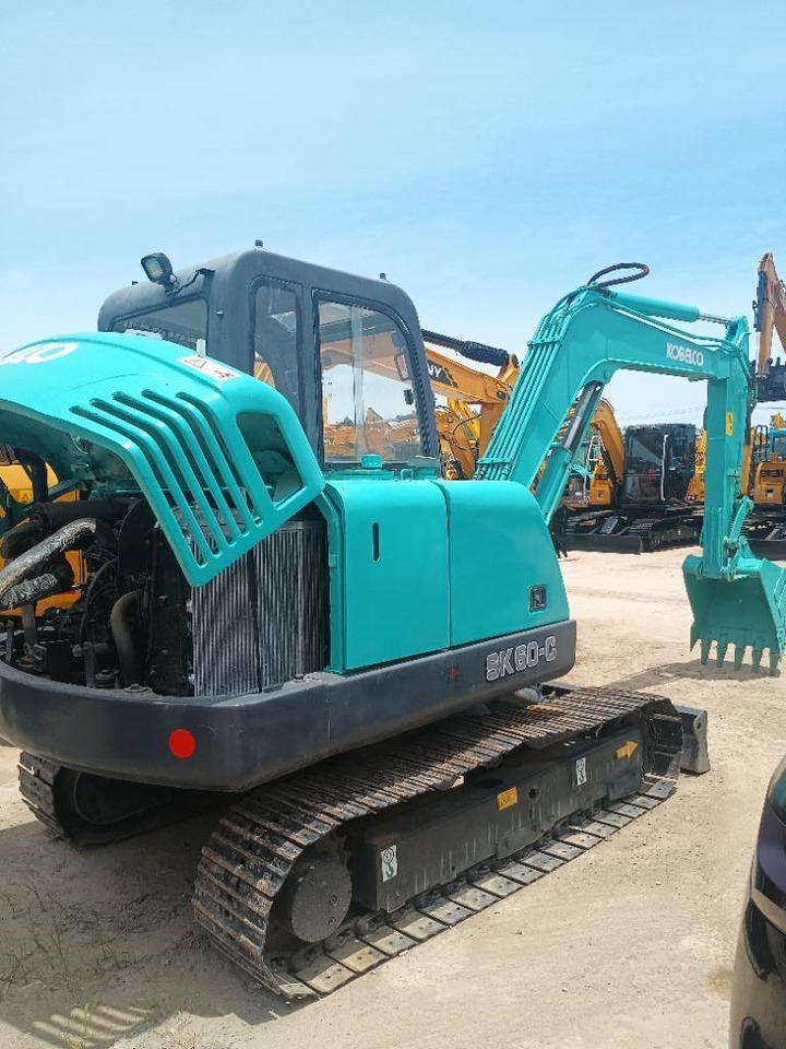 Kobelco SK 60 - Гусеничный экскаватор: фото 3 Kobelco SK 60 - Гусеничный экскаватор: фото 3