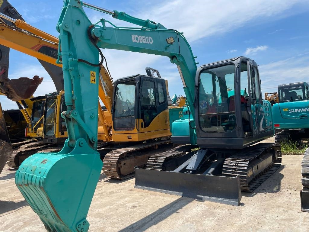Kobelco SK 75 - Гусеничный экскаватор: фото 1 Kobelco SK 75 - Гусеничный экскаватор: фото 1
