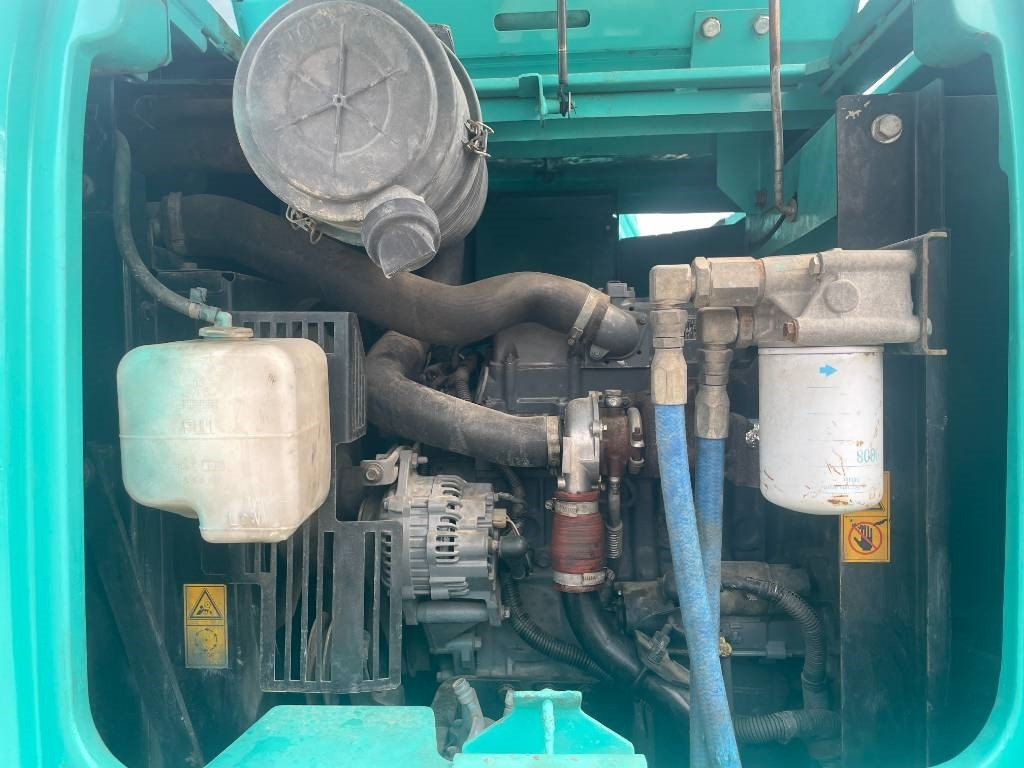 Kobelco SK 75 - Гусеничный экскаватор: фото 3 Kobelco SK 75 - Гусеничный экскаватор: фото 3
