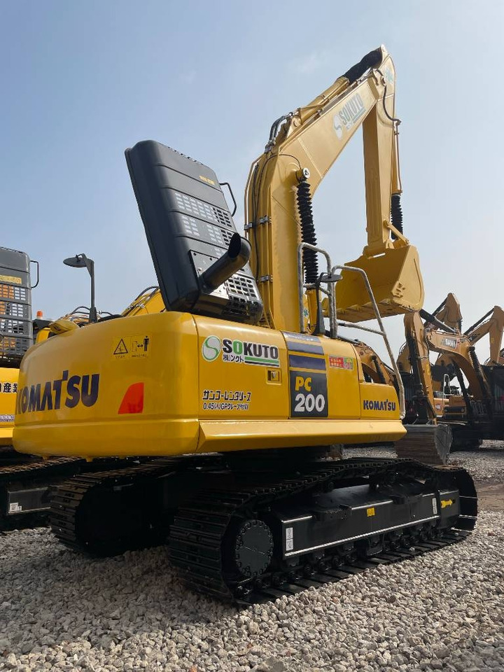 Komatsu PC 200-8 - Гусеничный экскаватор: фото 1 Komatsu PC 200-8 - Гусеничный экскаватор: фото 1