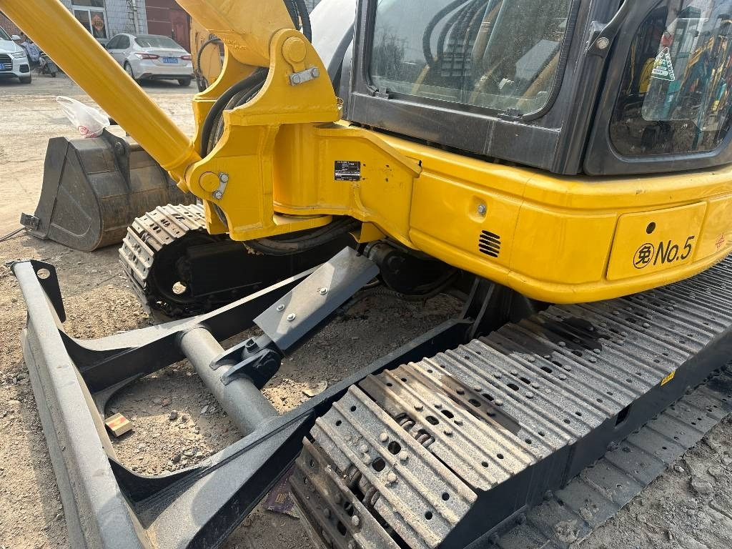 Komatsu PC 40 - Гусеничный экскаватор: фото 3 Komatsu PC 40 - Гусеничный экскаватор: фото 3