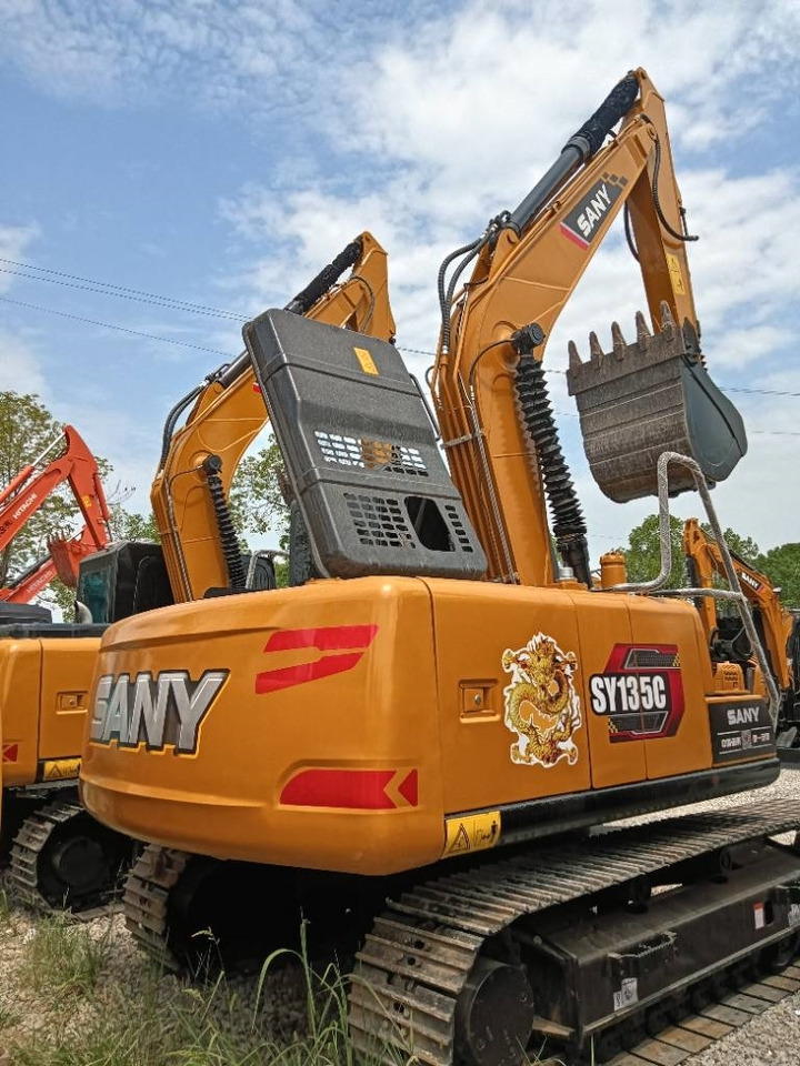 Sany 135c - Гусеничный экскаватор: фото 5 Sany 135c - Гусеничный экскаватор: фото 5