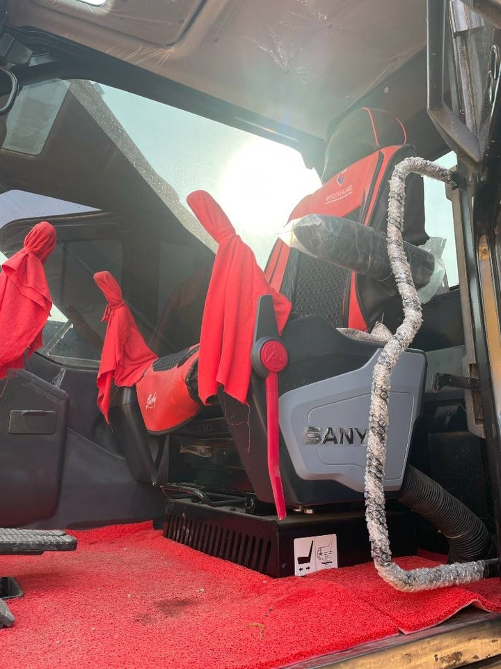 Sany 235 - Гусеничный экскаватор: фото 4 Sany 235 - Гусеничный экскаватор: фото 4