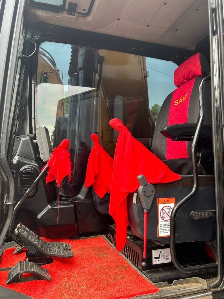 Sany SY 215 C - Гусеничный экскаватор: фото 3 Sany SY 215 C - Гусеничный экскаватор: фото 3