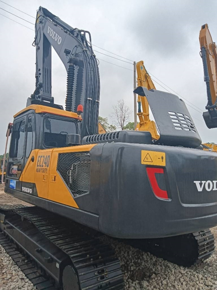 Volvo EC 240  - Гусеничный экскаватор: фото 3 Volvo EC 240  - Гусеничный экскаватор: фото 3