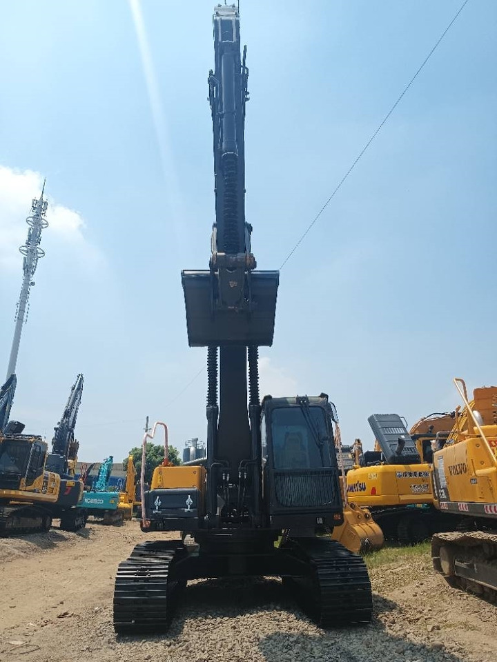 Volvo EC 240 - Гусеничный экскаватор: фото 3 Volvo EC 240 - Гусеничный экскаватор: фото 3