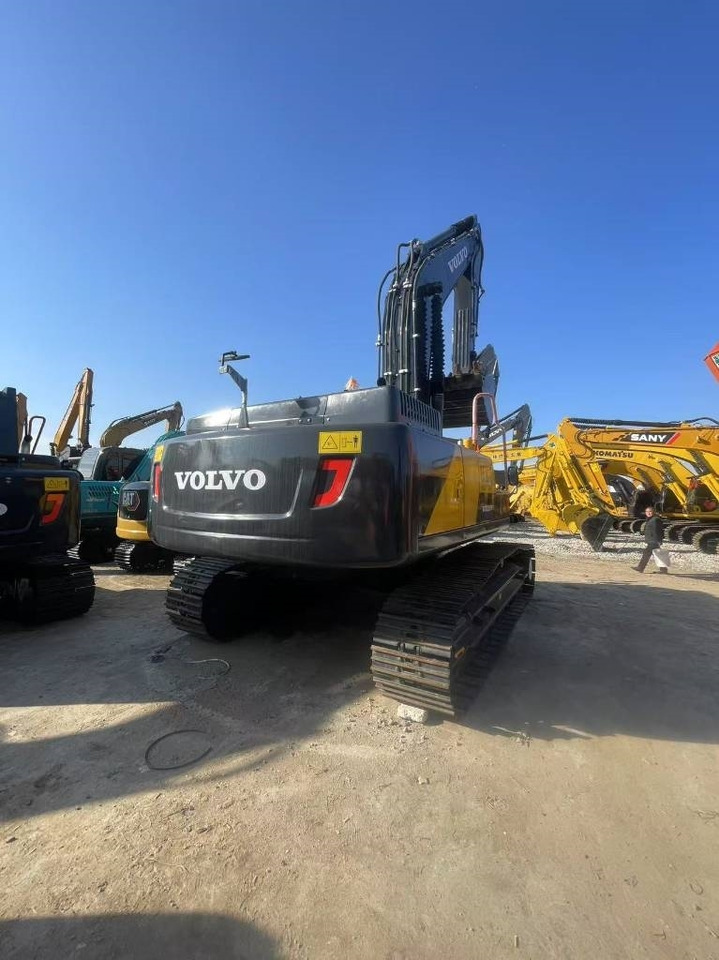 Volvo EC300 - Гусеничный экскаватор: фото 4 Volvo EC300 - Гусеничный экскаватор: фото 4
