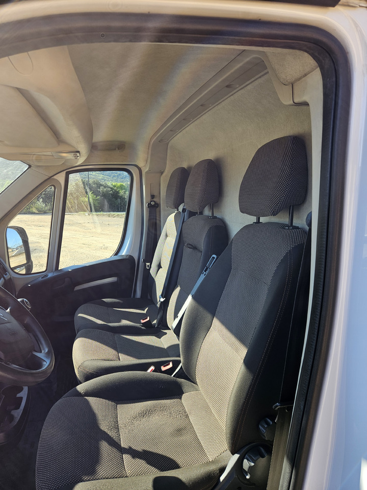 Citröen Jumper Control FT 350 L3H2 2.2 Blue HDI S&S 140 - Фургон с закрытым кузовом: фото 5 Citröen Jumper Control FT 350 L3H2 2.2 Blue HDI S&S 140 - Фургон с закрытым кузовом: фото 5