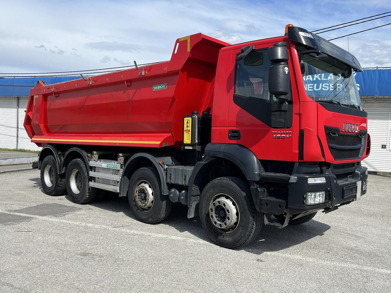 Iveco TRAKKER 8x4, 450, Sklápač - Самосвал: фото 1 Iveco TRAKKER 8x4, 450, Sklápač - Самосвал: фото 1