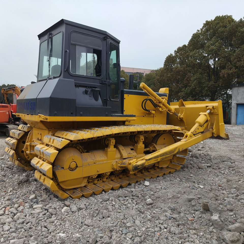 KOMATSU D65EX - Бульдозер: фото 2 KOMATSU D65EX - Бульдозер: фото 2