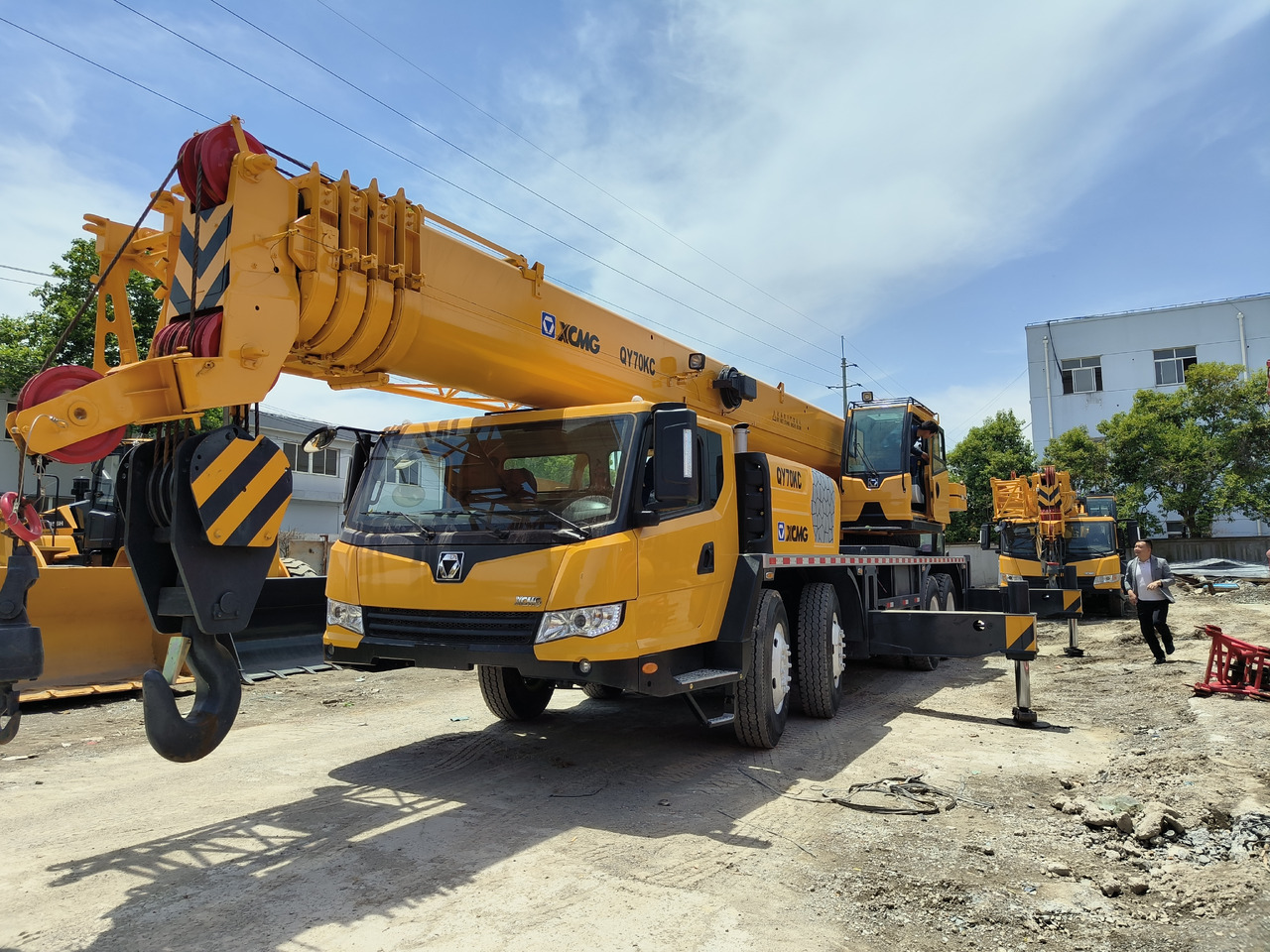 XCMG QY70K - Вседорожный кран: фото 5 XCMG QY70K - Вседорожный кран: фото 5