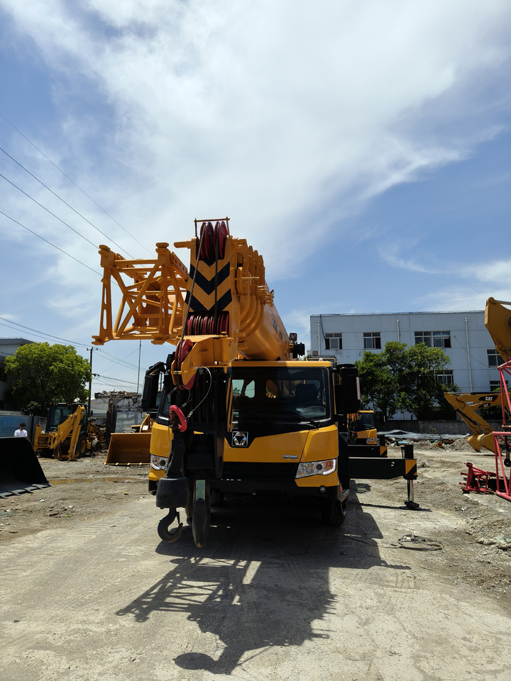 XCMG QY70K - Вседорожный кран: фото 4 XCMG QY70K - Вседорожный кран: фото 4